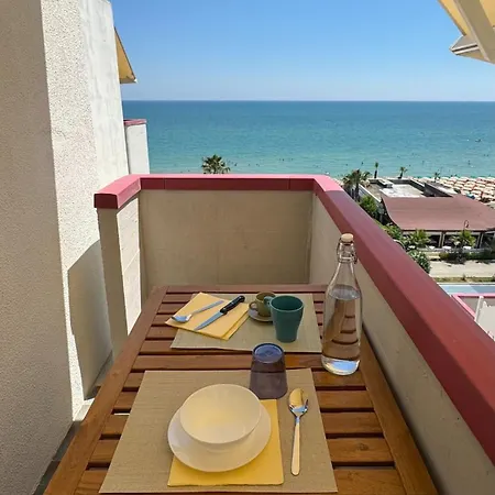 Sulmare - Monolocali Sul Lungomare شقة ألبا أدرياتيكا
